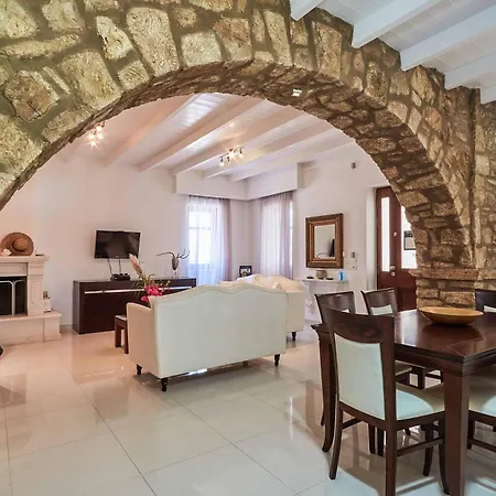 Villa St Dennis *