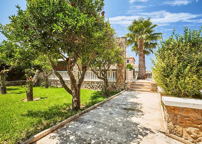 Villa St Dennis *