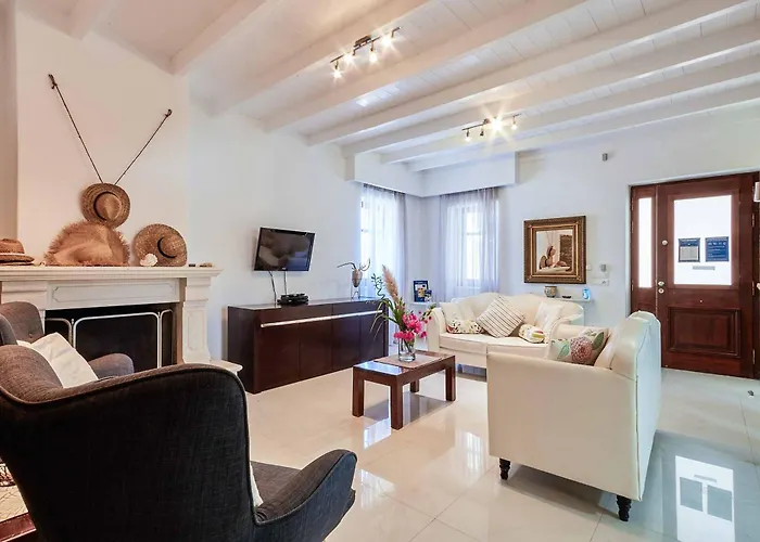 Villa St Dennis