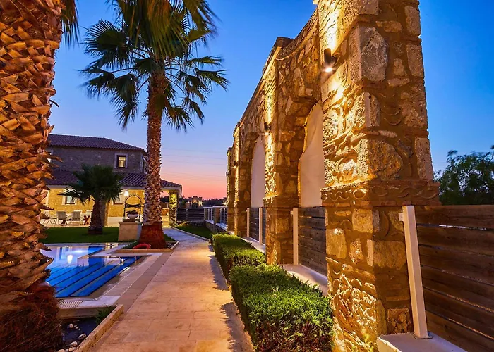 St Dennis Villa